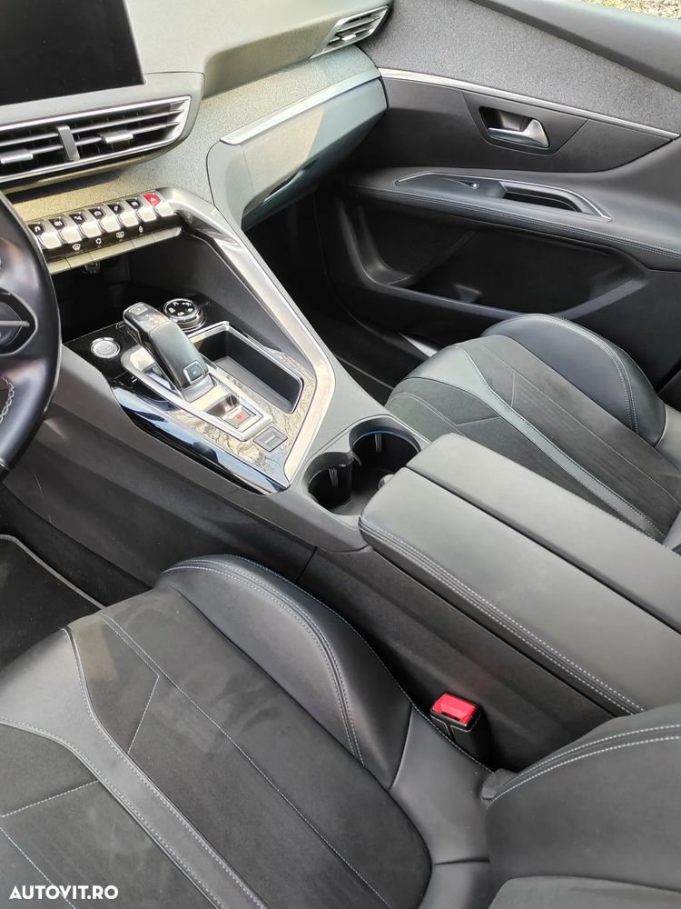 Peugeot 3008 PureTech 130 Stop & Start GPF EAT8 Crossway - 6