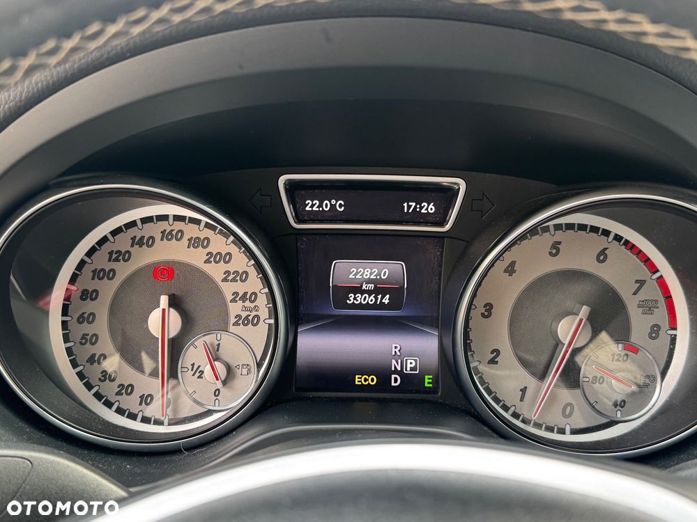 Mercedes-Benz CLA - 26