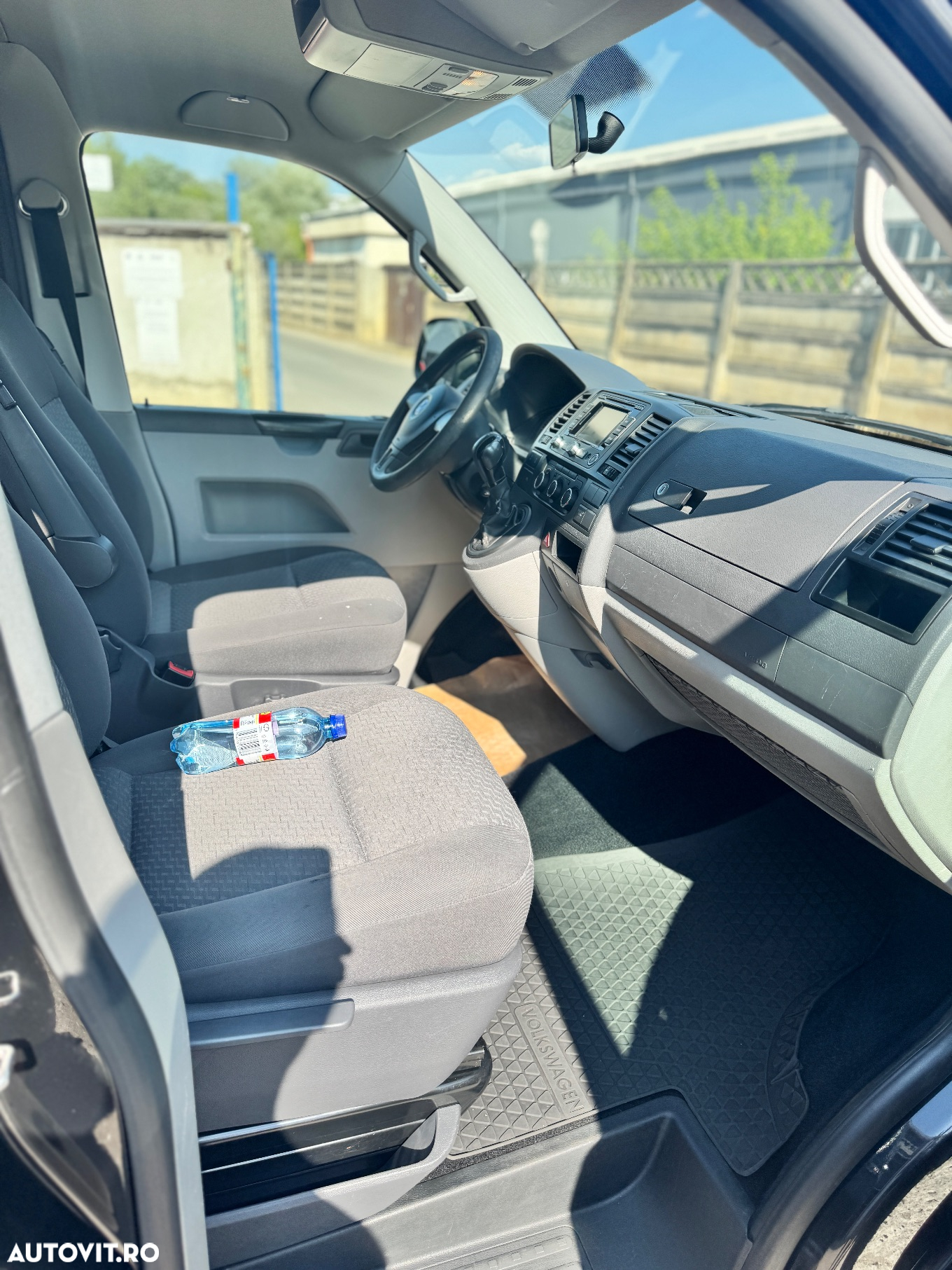 Volkswagen Transporter - 12