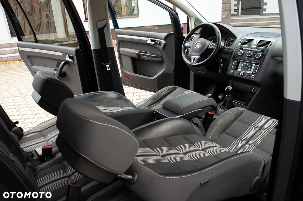 Volkswagen Touran 1.6 TDI DPF MATCH - 19