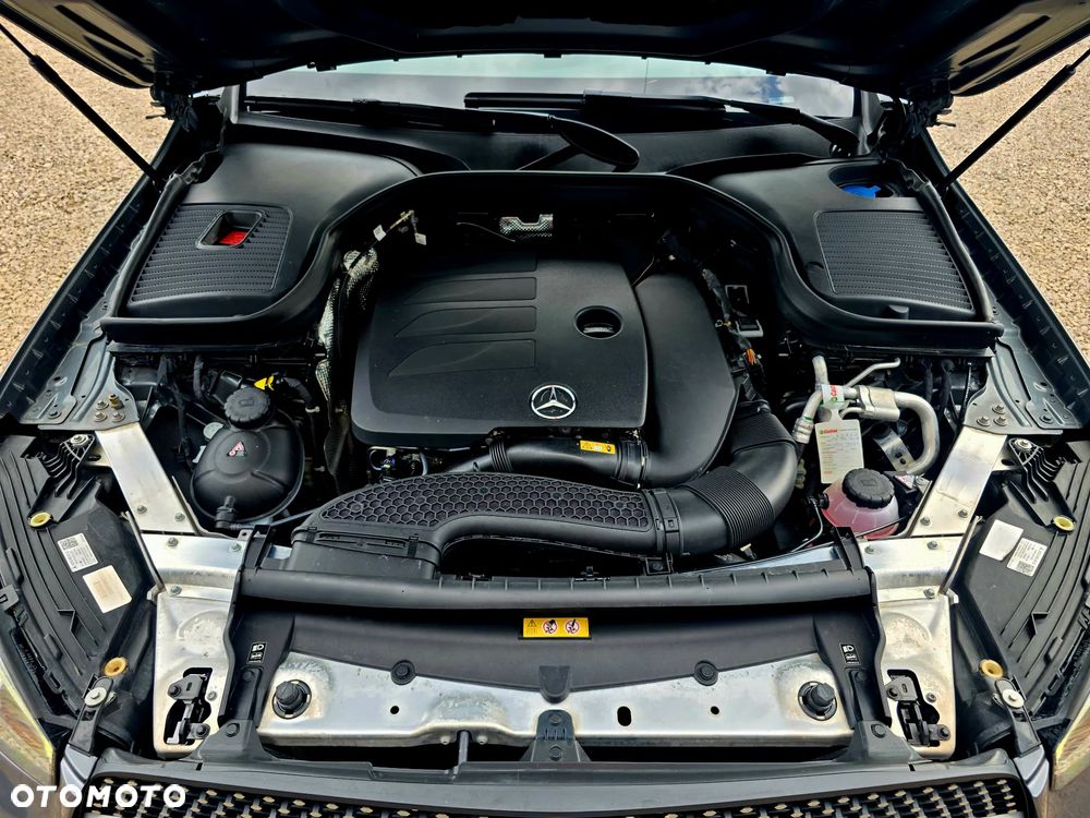 Mercedes-Benz GLC - 26