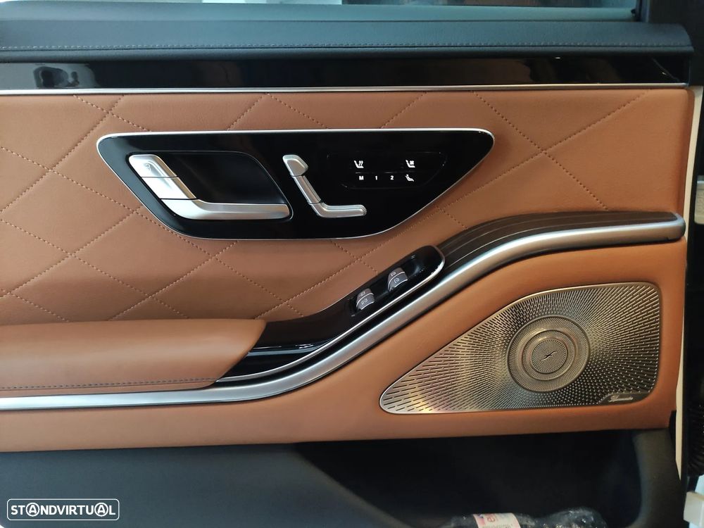 Mercedes-Benz S 500 Longo 4Matic - 25