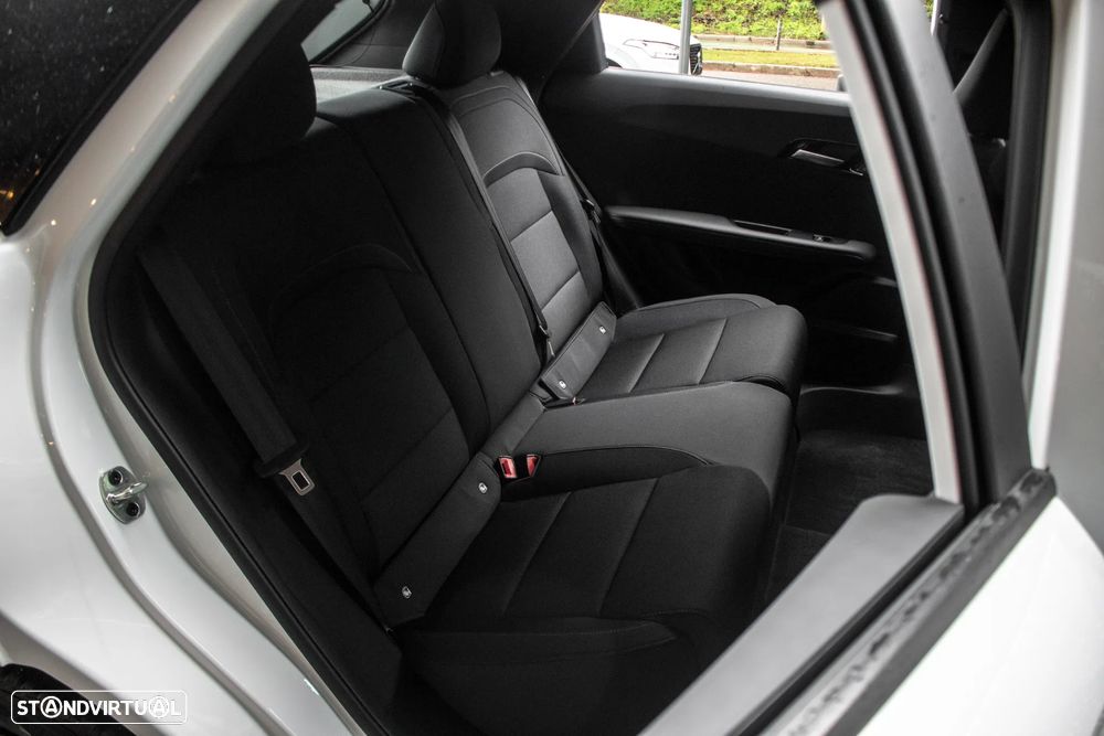 MG MG4 4 Standard - 28