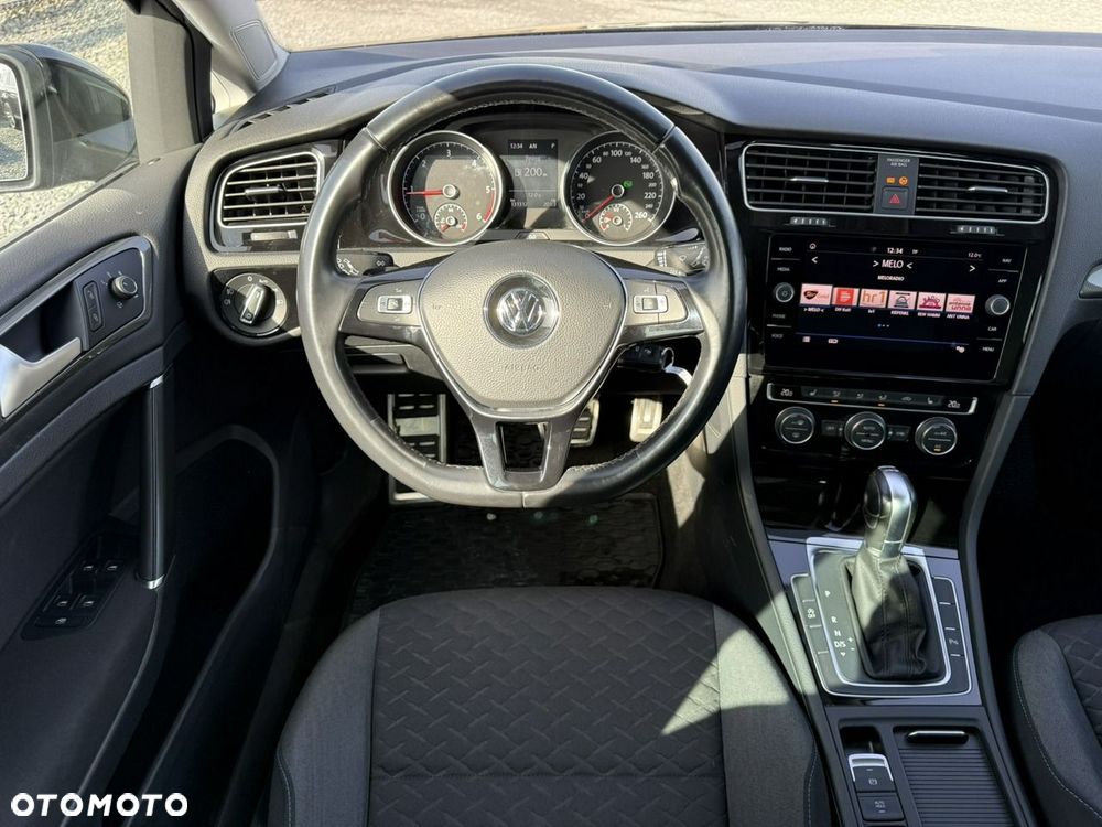 Volkswagen Golf Variant 1.6 TDI SCR DSG Join - 12