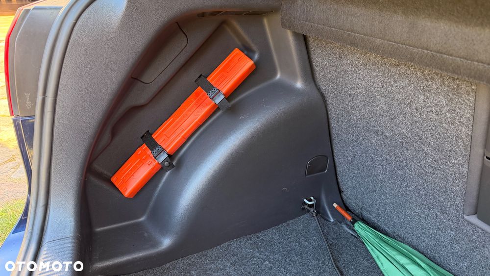 Volkswagen Golf Plus 1.6 Comfortline - 22