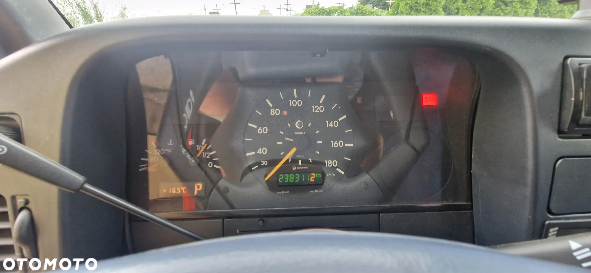 Mercedes-Benz Sprinter - 11