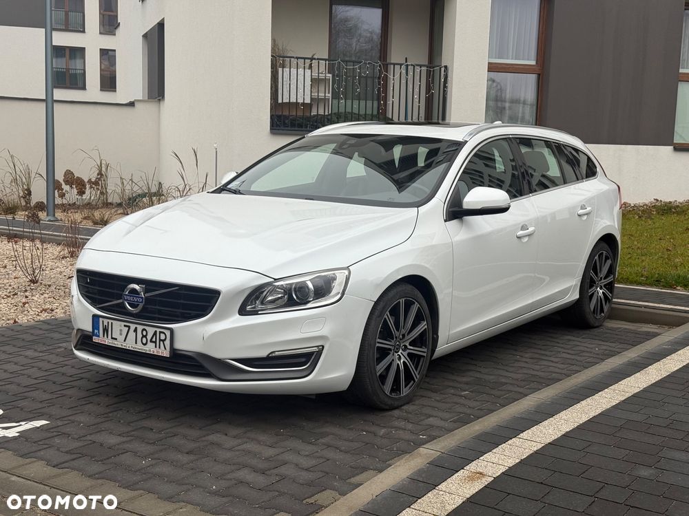 Volvo V60 T5 Geartronic Momentum - 6