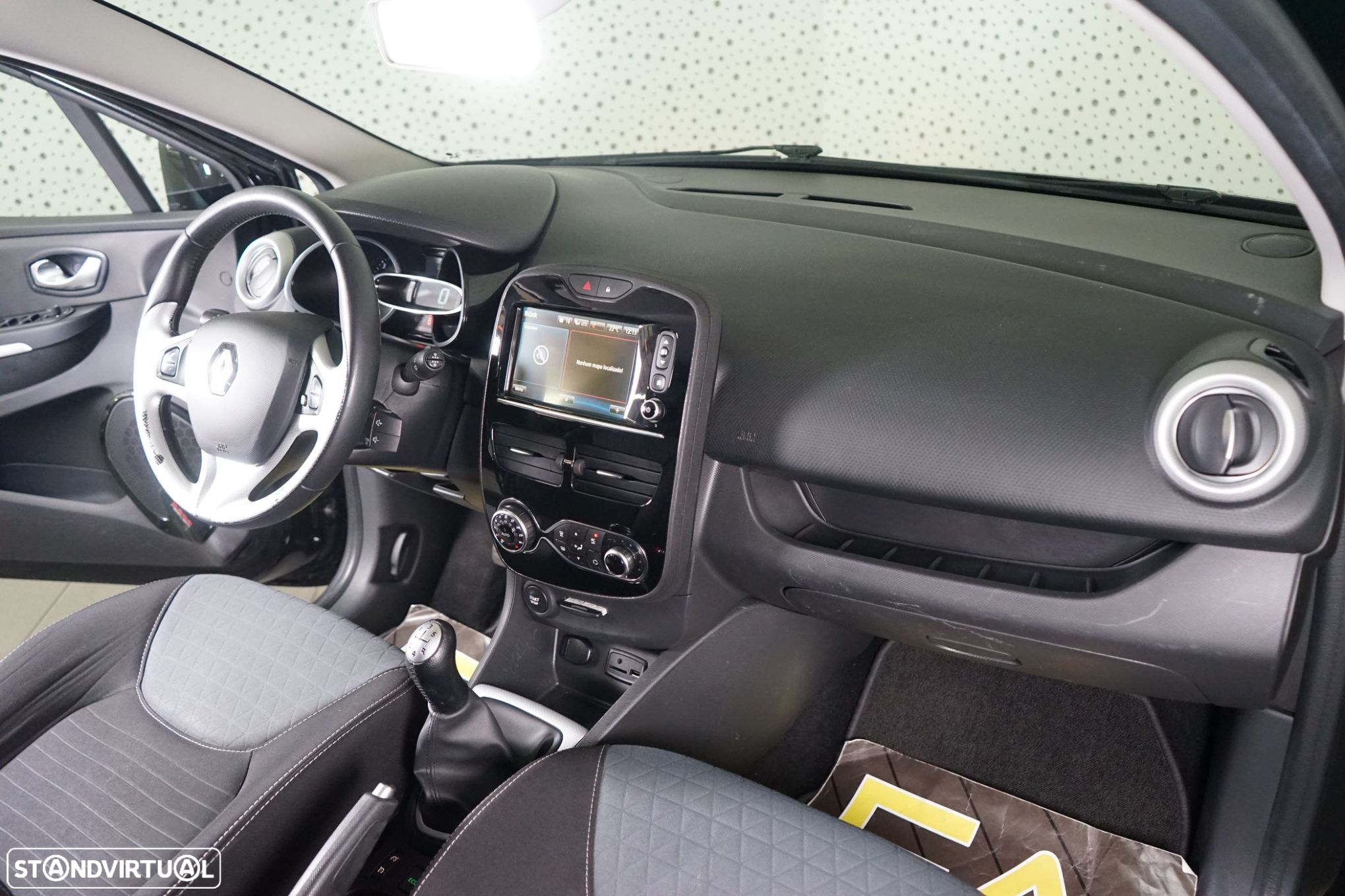 Renault Clio Sport Tourer 1.5 dCi Confort - 17