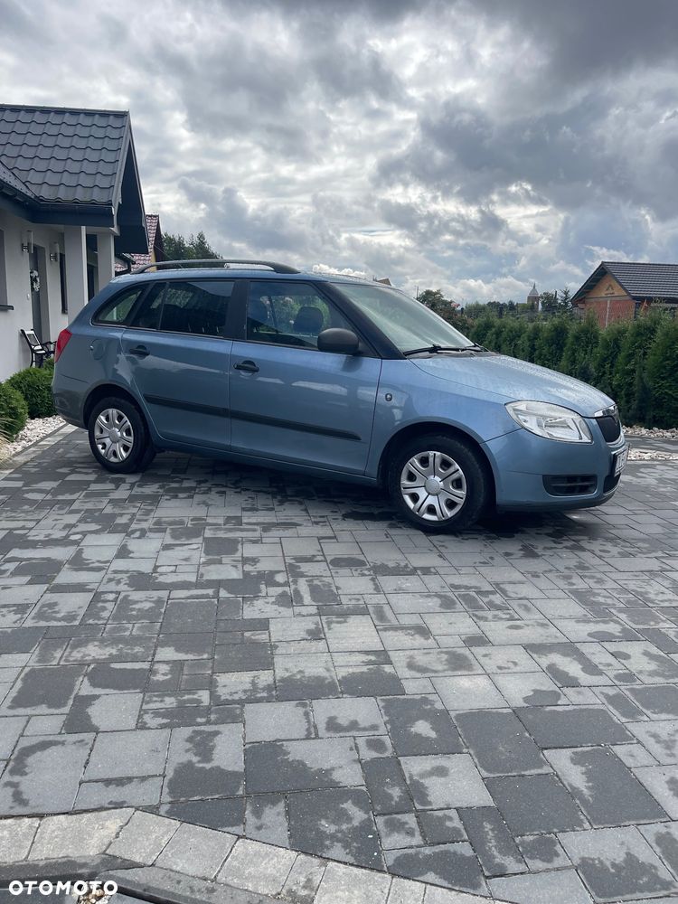 Skoda Fabia - 10