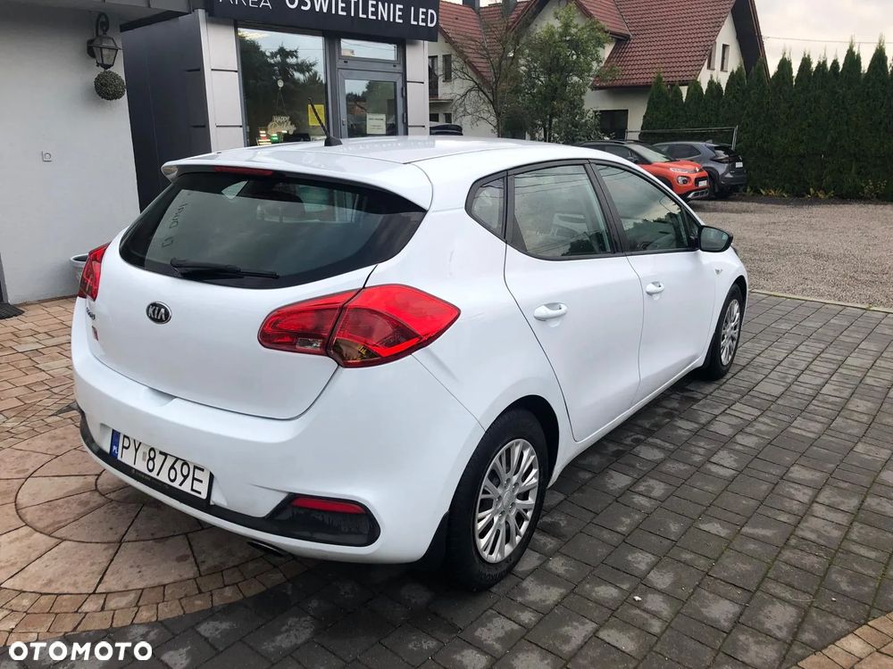 Kia Ceed - 3