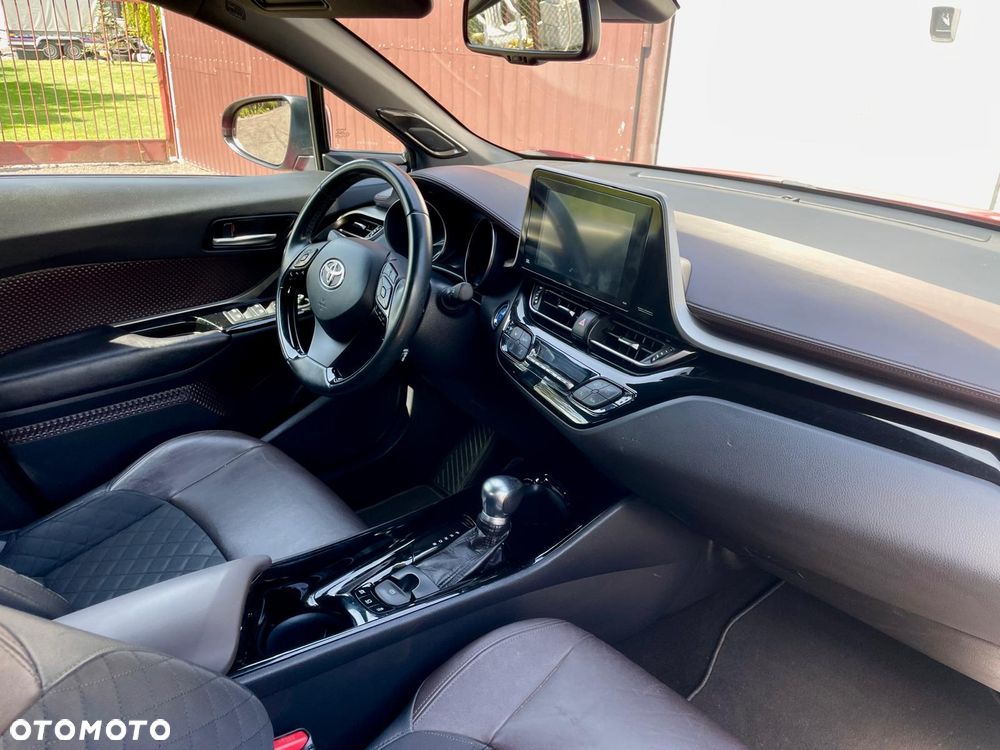 Toyota C-Hr 2017 photo 3