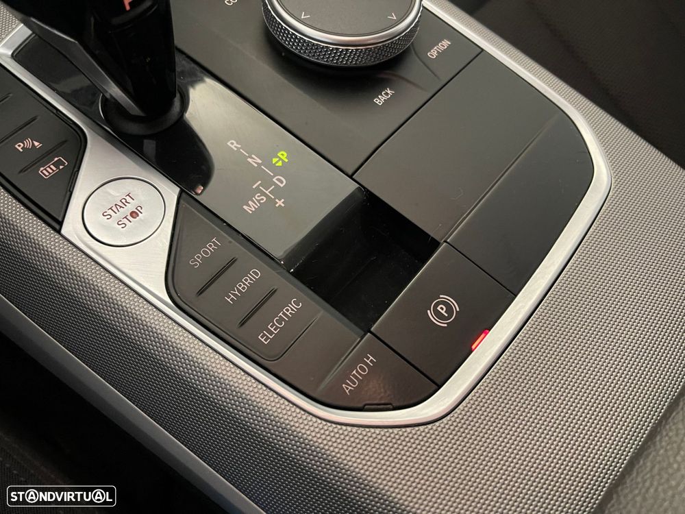 BMW 330 e Corporate Edition Auto - 30