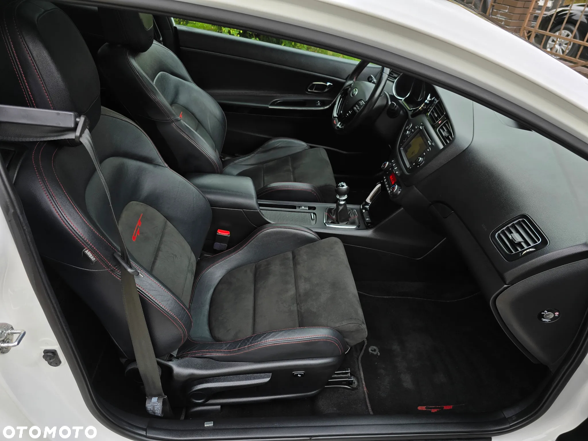 Kia Ceed 1.6 T-GDI GT-Challenge - 19