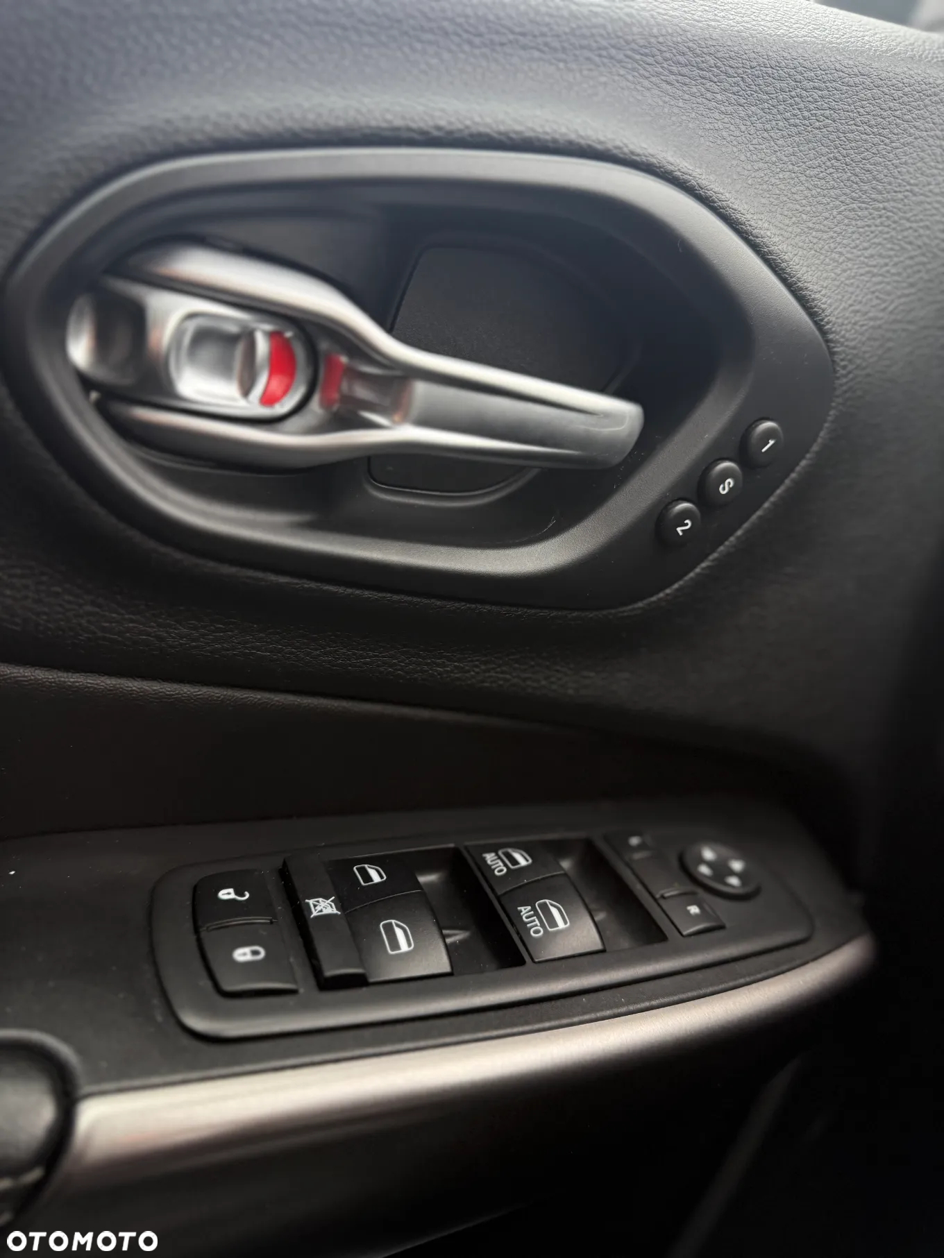 Jeep Cherokee 3.2 V6 Active Drive I Limited - 22
