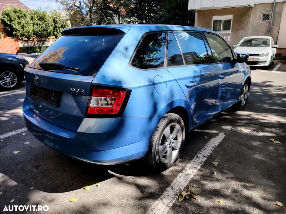 Skoda Fabia 2016 photo 5