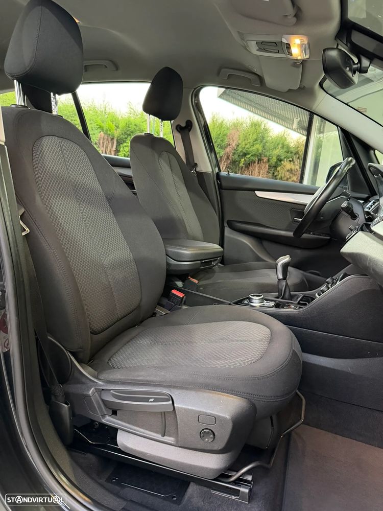 BMW 218 Gran Tourer d Sport Line - 10