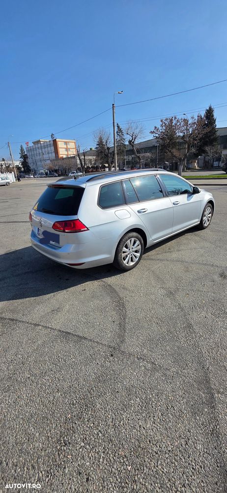 Volkswagen Golf 1.6 TDI BlueMotion Technology Lounge - 39