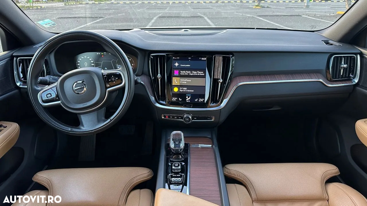 Volvo V60 B4 MHEV AT8 FWD Inscription - 4