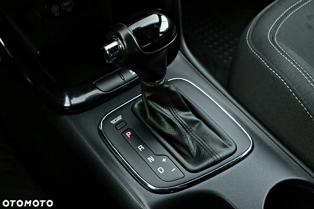 Kia Ceed 1.6 CRDi SCR GT-Line DCT - 30