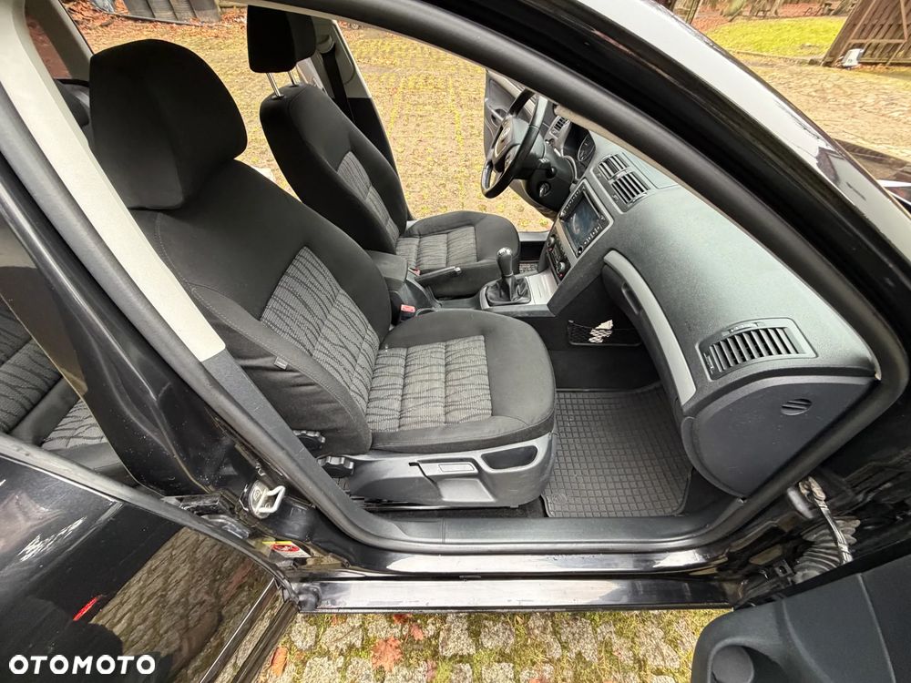 Skoda Octavia 1.6 TDI Ambiente - 11