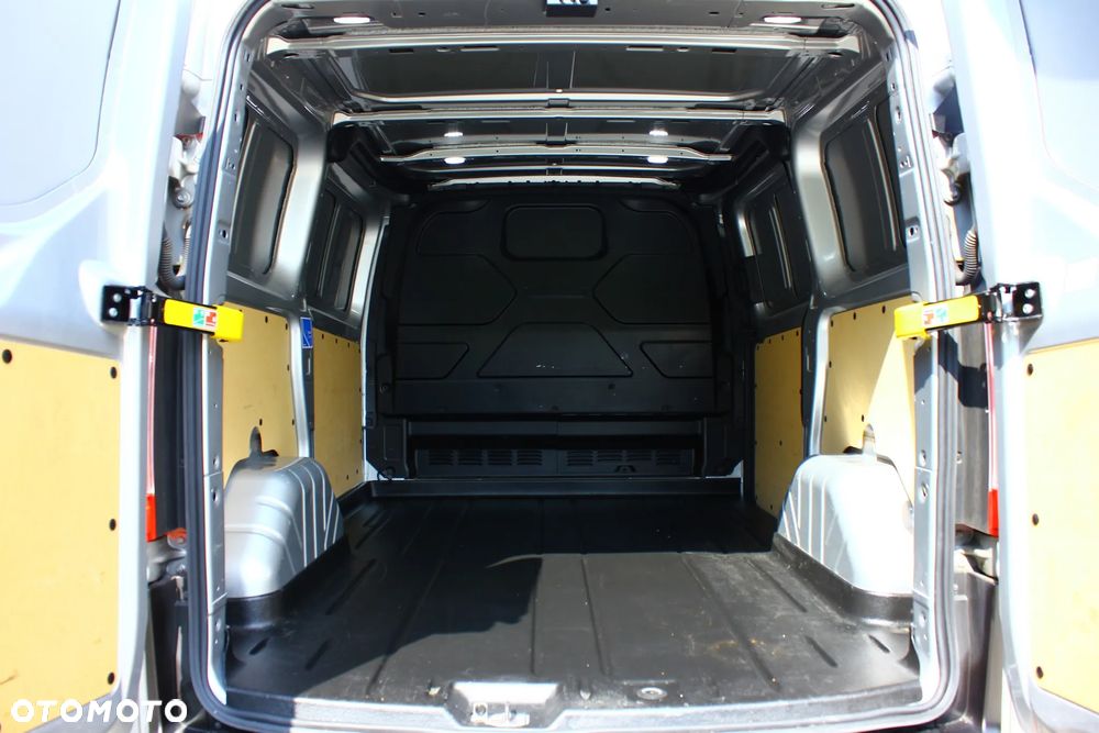 Ford TRANSIT CUSTOM TRAIL 2.0 TDCI 131KM 3 OSOBOWY NAVIGACJA KAMERA FELGI FULL OPCJA STAN PERFEKT FV23% - 26
