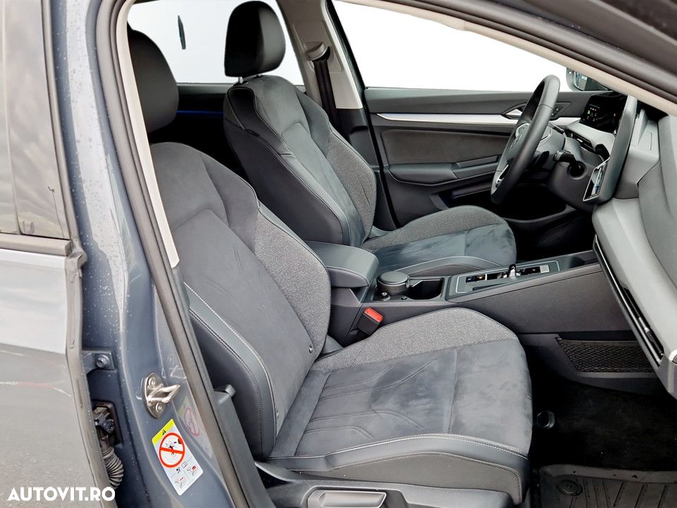 Volkswagen Golf 1.5 eTSI DSG MHEV Life - 13