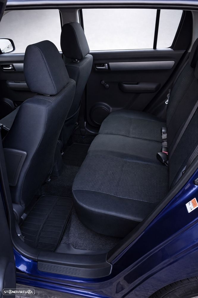 Suzuki Swift 1.3 DDiS GLX - 4