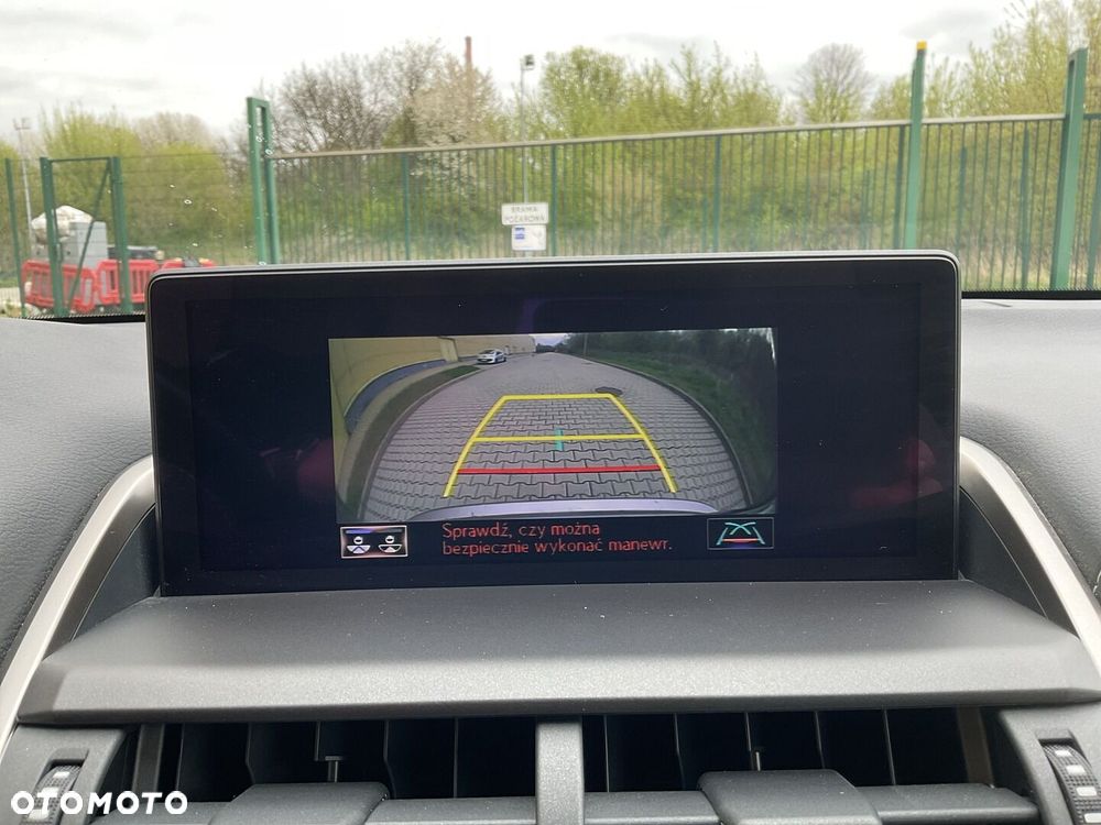 Lexus NX 300 F Impression AWD - 31