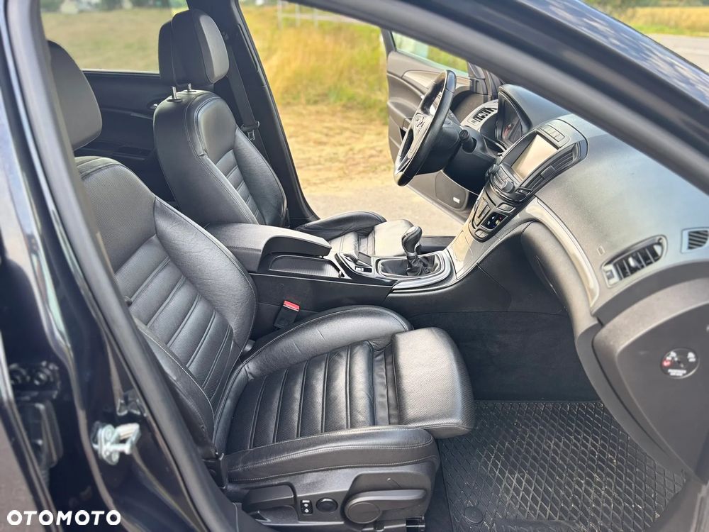 Opel Insignia - 31