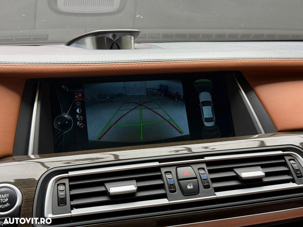 BMW Seria 7 740d xDrive - 19