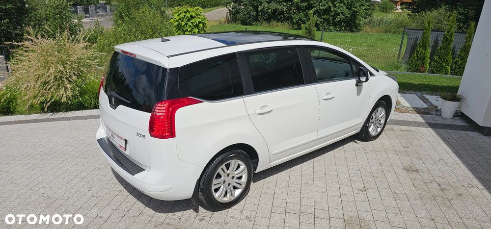 Peugeot 5008 1.6 HDi Active 7os - 8