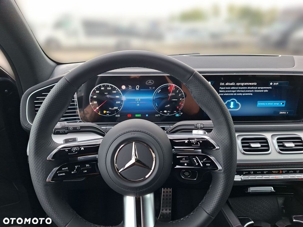 Mercedes-Benz GLE - 11