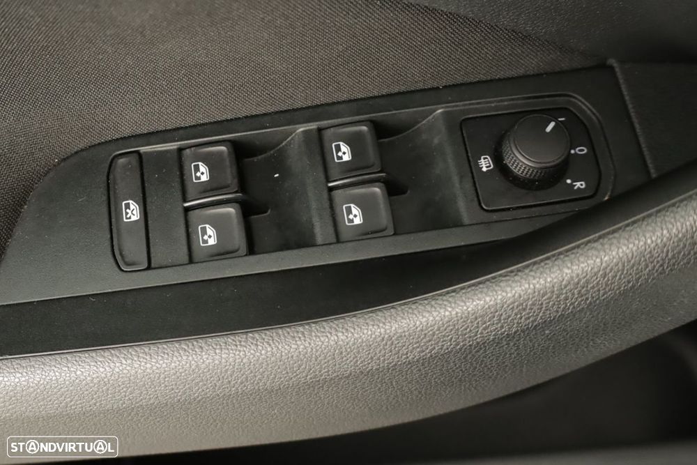 Skoda Kamiq 1.0 TSI DSG - 19