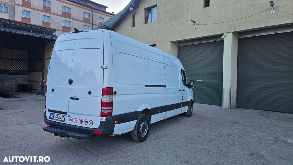 Mercedes-Benz Sprinter - 7