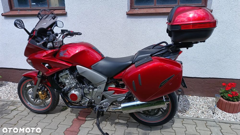Honda CBF - 10