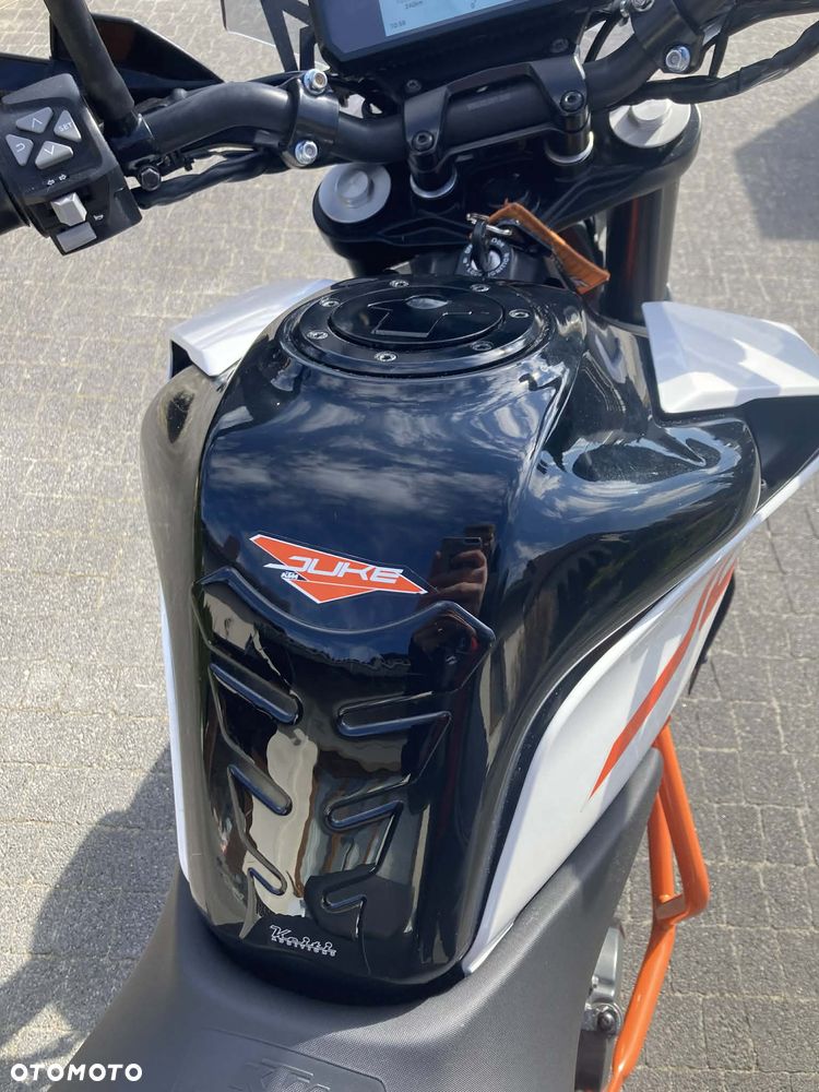 KTM Duke - 10
