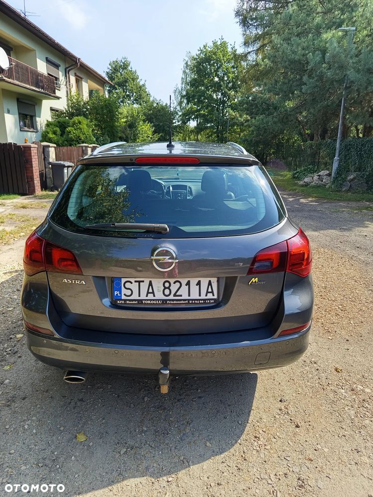 Opel Astra 1.4 Turbo - 11
