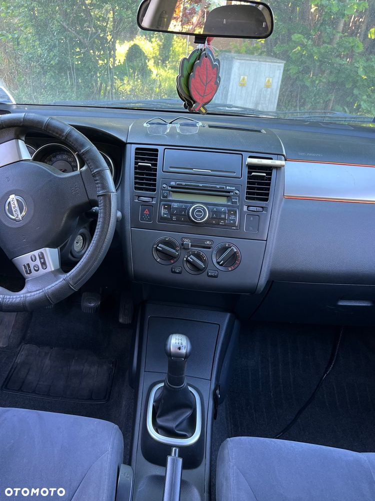 Nissan Tiida 1.6 Acenta - 10