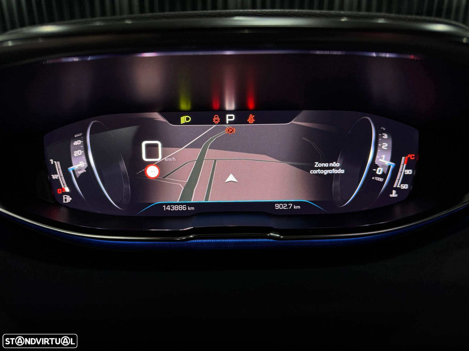 Peugeot 3008 1.5 BlueHDi Allure Pack EAT8 - 18