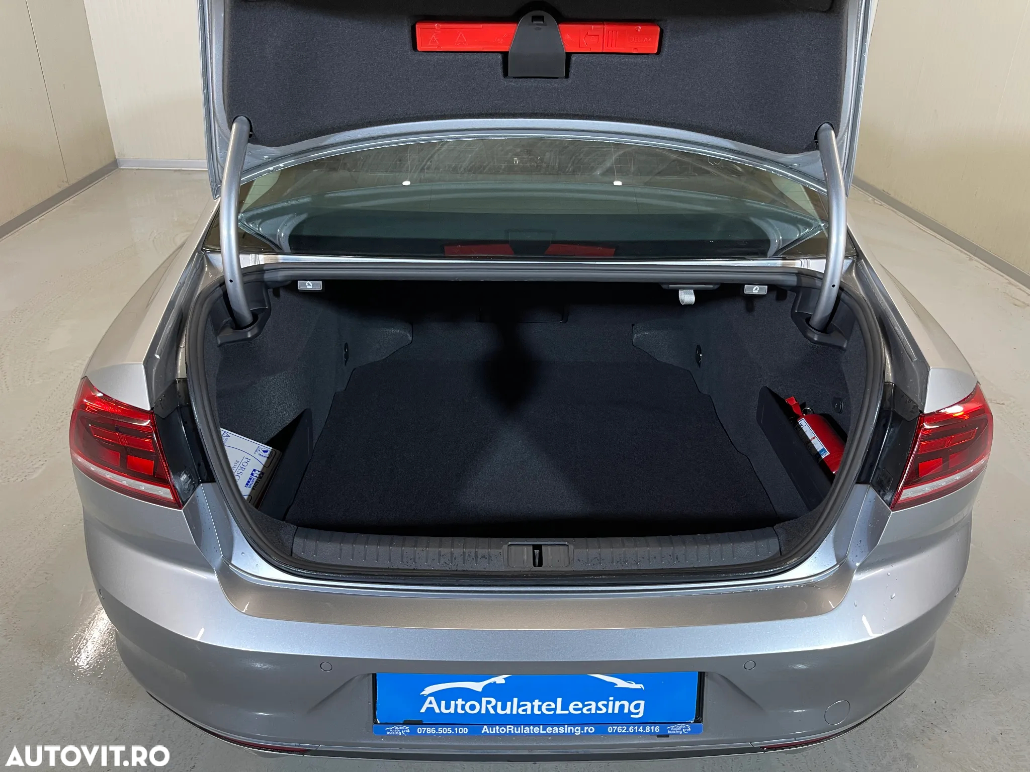 Volkswagen Passat 2.0 TDI DSG Highline - 12