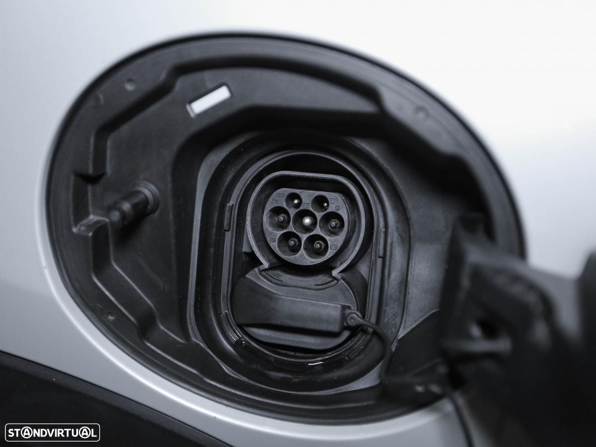 MINI 3 Portas Cooper SE S - 23