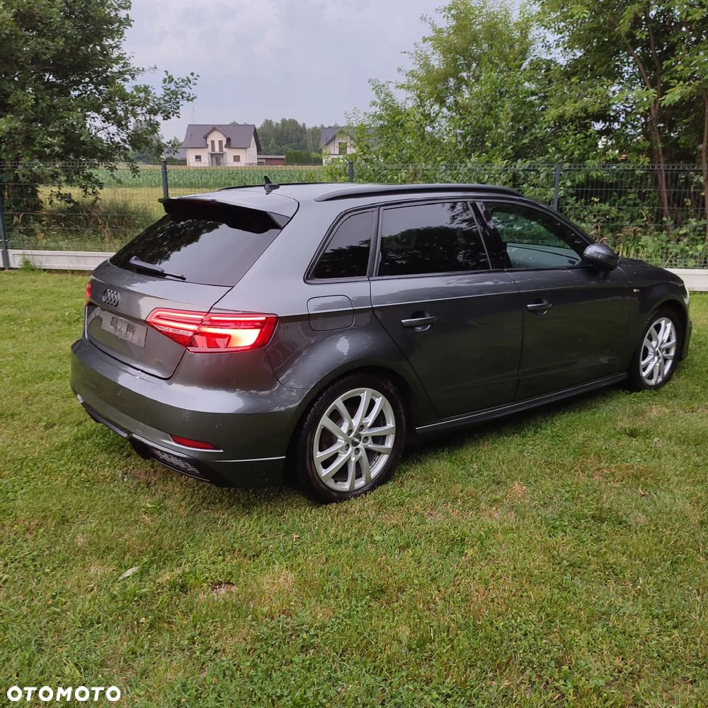 Audi A3 Sportback 35 TFSI S tronic S line - 4