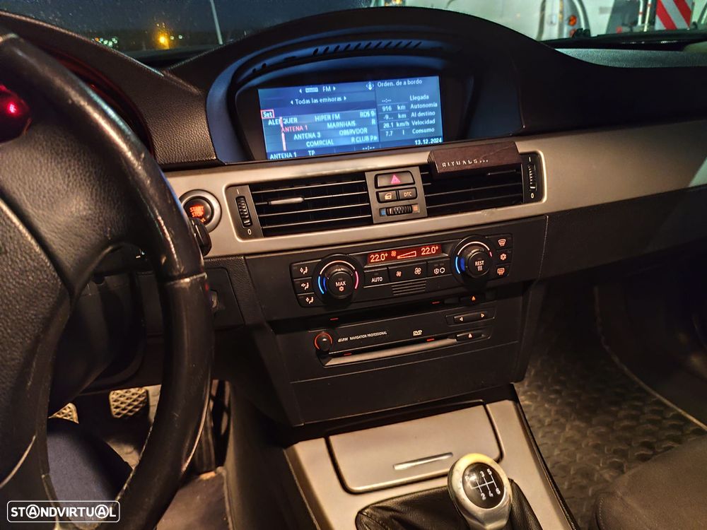 BMW 320 d Exclusive - 4