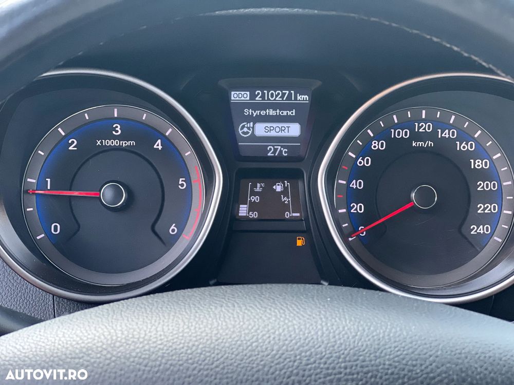 Hyundai i30 i30cw 1.6 CRDi Style - 9