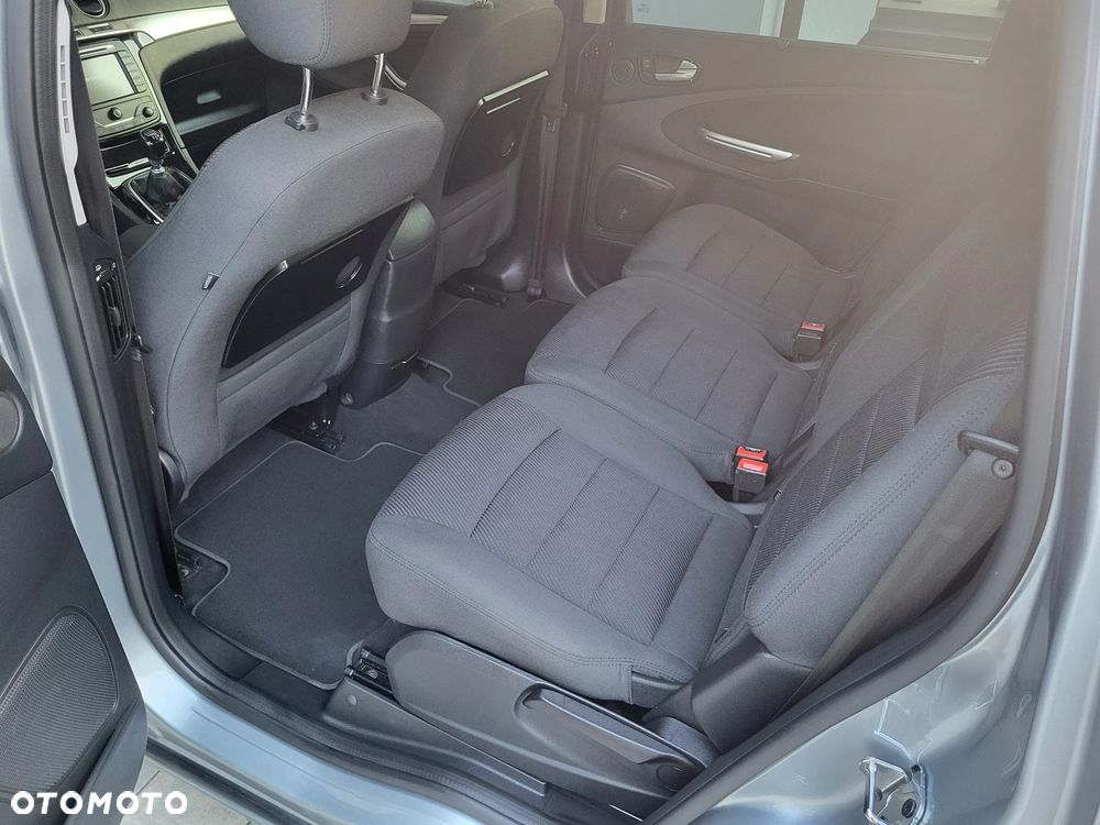 Ford S-Max 2.0 TDCi DPF Titanium - 29
