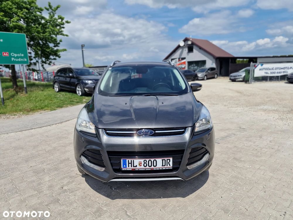 Ford Kuga 2.0 TDCi 4x4 Titanium - 4