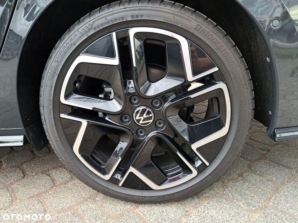 Volkswagen Golf Variant 2.0 TDI R-Line Plus DSG - 40