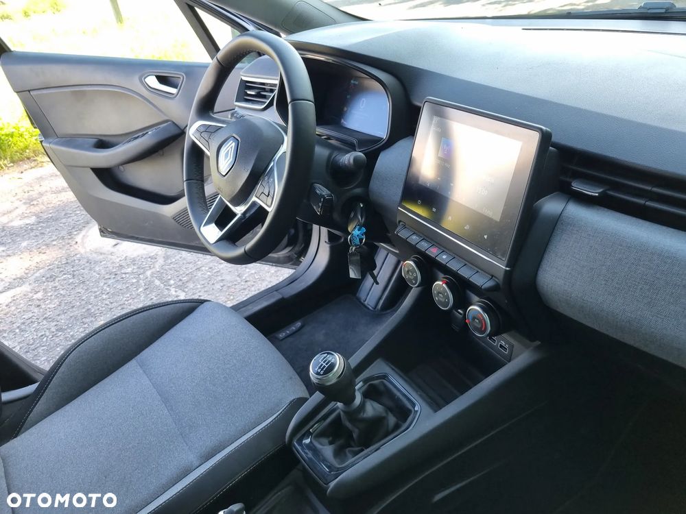 Renault Clio TCe 90 EVOLUTION - 10