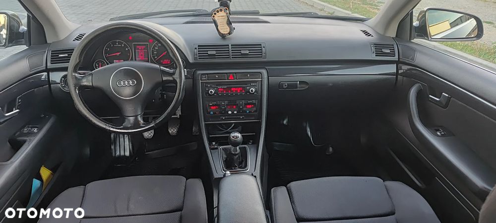 Audi A4 Avant 1.8 T - 7