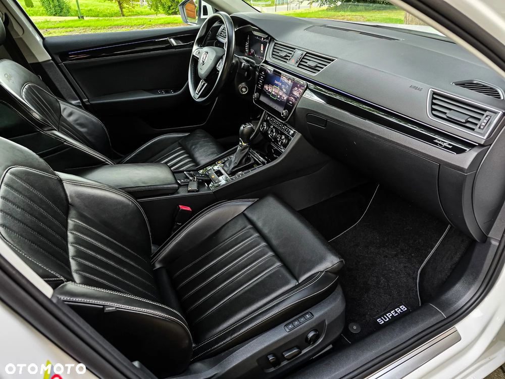 Skoda Superb 2.0 TDI 4x4 DSG L&K - 37
